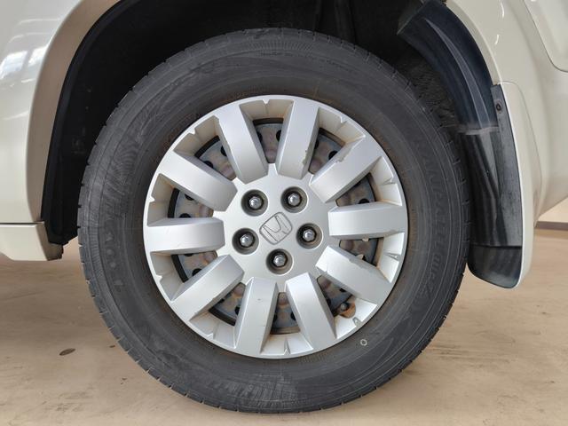 クロスロード 18L ワンオーナー 禁煙車 3列シート 7人乗り 走行6万K台 取扱説明書 保証書 スペアキー 社外オーディオ キーレス ETC オートエアコン ABS 頸部衝撃緩和ヘッドレスト エアバック(18枚目)