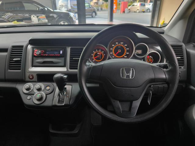 クロスロード 18L ワンオーナー 禁煙車 3列シート 7人乗り 走行6万K台 取扱説明書 保証書 スペアキー 社外オーディオ キーレス ETC オートエアコン ABS 頸部衝撃緩和ヘッドレスト エアバック(21枚目)