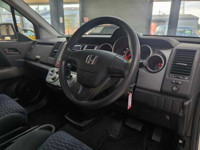 クロスロード 18L ワンオーナー 禁煙車 3列シート 7人乗り 走行6万K台 取扱説明書 保証書 スペアキー 社外オーディオ キーレス ETC オートエアコン ABS 頸部衝撃緩和ヘッドレスト エアバック(30枚目)