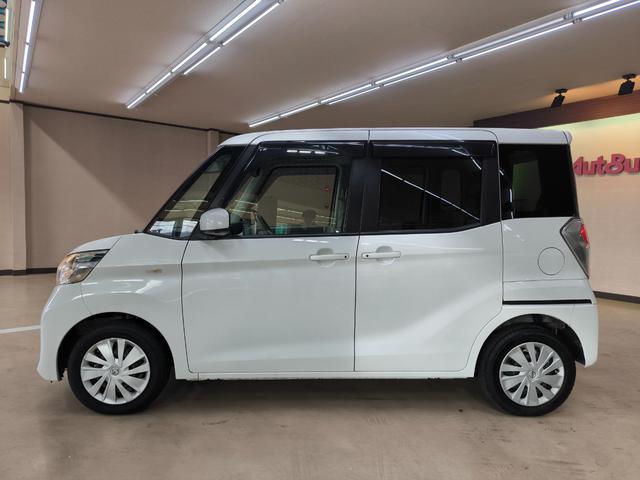 デイズルークス Ｘ　禁煙車　車検令和９年９月　走行３万Ｋ台　純正ナビ　フルセグＴＶ　バックカメラ　全方位カメラ　左電動スライドドア　ＥＴＣ　プッシュスタート　スマートキー　取説整備手帳　スペアキー　衝突軽減ブレーキ（8枚目）