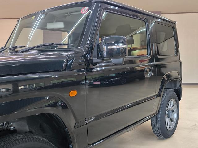 ジムニー ＸＣ　禁煙車　走行１万Ｋ台　車検整備付　シートヒーター　取説整備手帳　スペアキー　デュアルセンサーブレーキサポート　ディスプレーオーディオ　ＬＥＤ　盗難防止システム　衝突安全ボディ　ＥＴＣ　クルコン（15枚目）