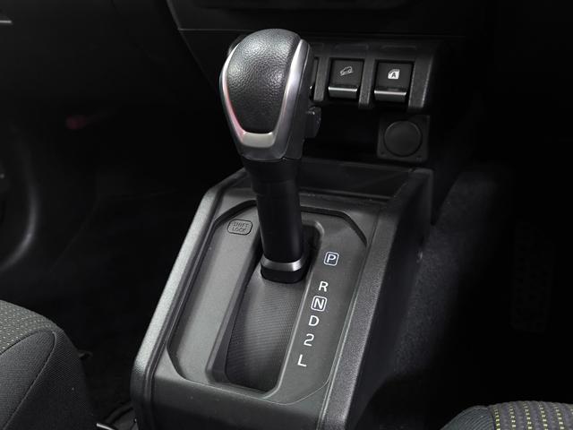 ジムニー ＸＣ　禁煙車　走行１万Ｋ台　車検整備付　シートヒーター　取説整備手帳　スペアキー　デュアルセンサーブレーキサポート　ディスプレーオーディオ　ＬＥＤ　盗難防止システム　衝突安全ボディ　ＥＴＣ　クルコン（29枚目）