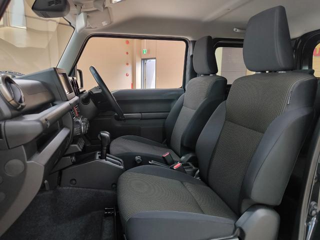 ジムニー ＸＣ　禁煙車　走行１万Ｋ台　車検整備付　シートヒーター　取説整備手帳　スペアキー　デュアルセンサーブレーキサポート　ディスプレーオーディオ　ＬＥＤ　盗難防止システム　衝突安全ボディ　ＥＴＣ　クルコン（45枚目）