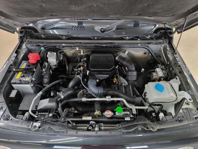 ジムニー ＸＣ　禁煙車　走行１万Ｋ台　車検整備付　シートヒーター　取説整備手帳　スペアキー　デュアルセンサーブレーキサポート　ディスプレーオーディオ　ＬＥＤ　盗難防止システム　衝突安全ボディ　ＥＴＣ　クルコン（47枚目）