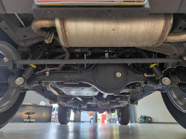 ジムニー ＸＣ　禁煙車　走行１万Ｋ台　車検整備付　シートヒーター　取説整備手帳　スペアキー　デュアルセンサーブレーキサポート　ディスプレーオーディオ　ＬＥＤ　盗難防止システム　衝突安全ボディ　ＥＴＣ　クルコン（49枚目）