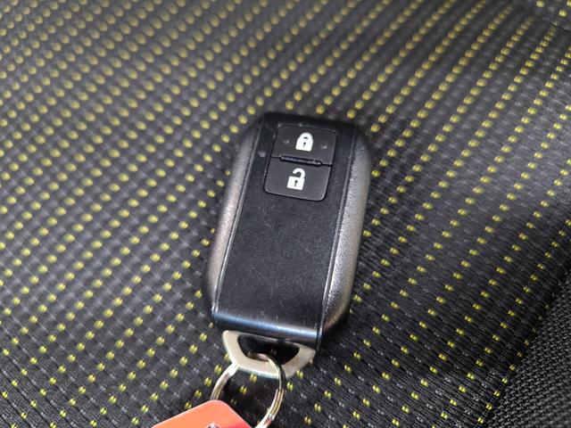 ジムニー ＸＣ　禁煙車　走行１万Ｋ台　車検整備付　シートヒーター　取説整備手帳　スペアキー　デュアルセンサーブレーキサポート　ディスプレーオーディオ　ＬＥＤ　盗難防止システム　衝突安全ボディ　ＥＴＣ　クルコン（50枚目）