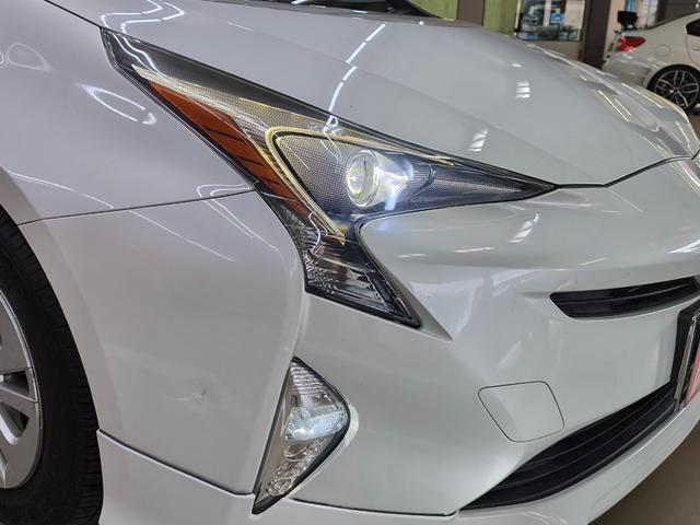プリウス S 禁煙車 車検R9年3月 プリクラッシュシステム 純正ナビ バックカメラ フルセグTV LEDヘッドライト クルーズコントロール レーンキープアシスト エアロ ETC 盗難防止システム 純正AW(11枚目)
