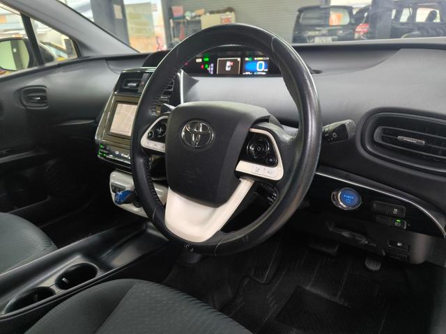 プリウス S 禁煙車 車検R9年3月 プリクラッシュシステム 純正ナビ バックカメラ フルセグTV LEDヘッドライト クルーズコントロール レーンキープアシスト エアロ ETC 盗難防止システム 純正AW(46枚目)