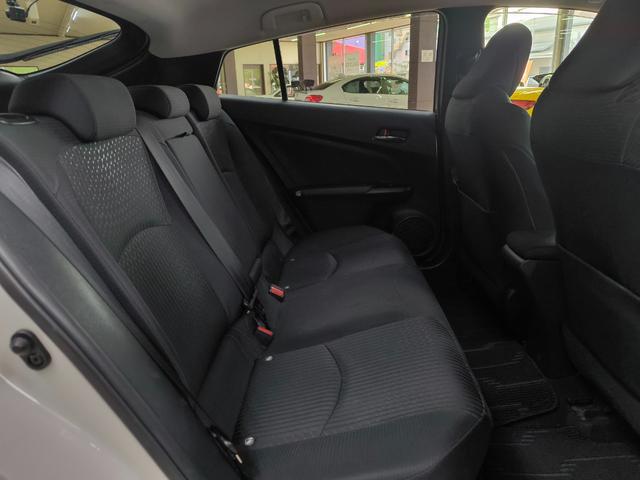 プリウス S 禁煙車 車検R9年3月 プリクラッシュシステム 純正ナビ バックカメラ フルセグTV LEDヘッドライト クルーズコントロール レーンキープアシスト エアロ ETC 盗難防止システム 純正AW(48枚目)