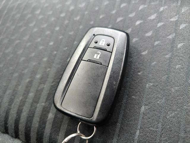 プリウス S 禁煙車 車検R9年3月 プリクラッシュシステム 純正ナビ バックカメラ フルセグTV LEDヘッドライト クルーズコントロール レーンキープアシスト エアロ ETC 盗難防止システム 純正AW(53枚目)