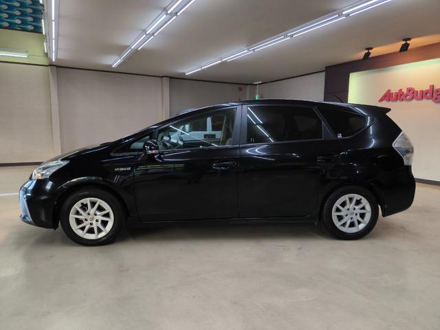 プリウスアルファ S ワンオーナー 禁煙車 ナビ フルセグTV バックカメラ プッシュスタート スマートキー 取説整備手帳 スペアキー ETC 盗難防止装置 横滑り防止機能(8枚目)