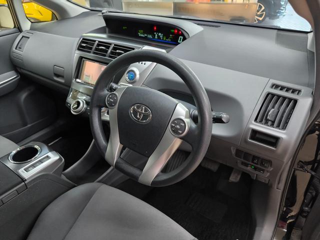 プリウスアルファ S ワンオーナー 禁煙車 ナビ フルセグTV バックカメラ プッシュスタート スマートキー 取説整備手帳 スペアキー ETC 盗難防止装置 横滑り防止機能(39枚目)