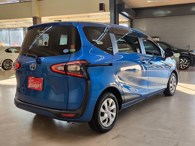 シエンタ G ワンオーナー 禁煙車 走行5万K台 衝突軽減ブレーキ レーンアシスト 純正ナビ フルセグTV バックカメラ 両側電動スライドドア 盗難防止システム ドライブレコーダー前後 取説整備手帳 スペアキー(5枚目)