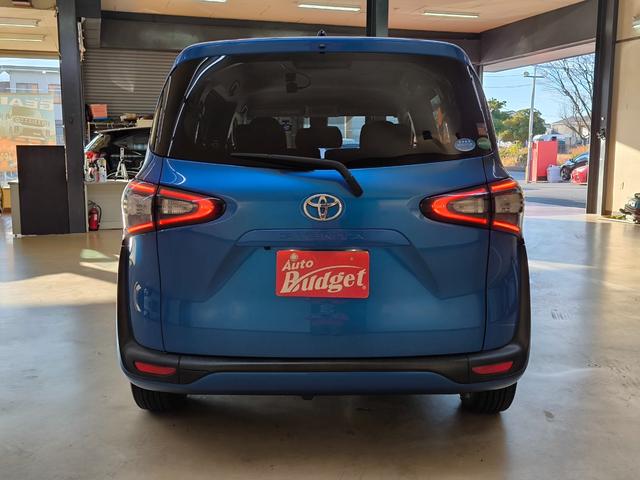 シエンタ G ワンオーナー 禁煙車 走行5万K台 衝突軽減ブレーキ レーンアシスト 純正ナビ フルセグTV バックカメラ 両側電動スライドドア 盗難防止システム ドライブレコーダー前後 取説整備手帳 スペアキー(6枚目)