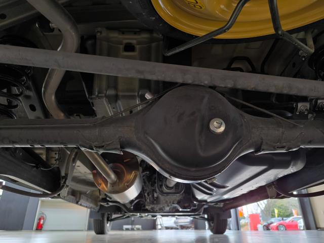 エブリイ ＰＣ　ワンオーナー　禁煙車　走行０．８万Ｋ台　キーレス　取説整備手帳　スペアキー　頸部衝撃緩和ヘッドレスト　ＡＢＳ　横滑り防止機能　ドライブレコーダー　エアコン　パワステ　パワーウインドウ　両側スライドドア（41枚目）