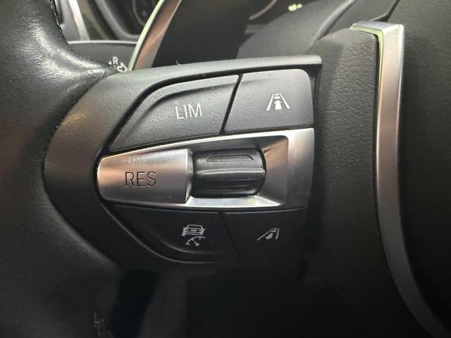 ３シリーズ ３２０ｉツーリング　Ｍスポーツ　ユーザー買取車！ワンオーナー！禁煙車！ブラックレザーシート！シートヒーター！エディションシャドー用１９インチアルミ＆グリル！レムスマフラー！社外エアクリーナー！パワーバックドア！ＬＥＤヘッドライト！（32枚目）