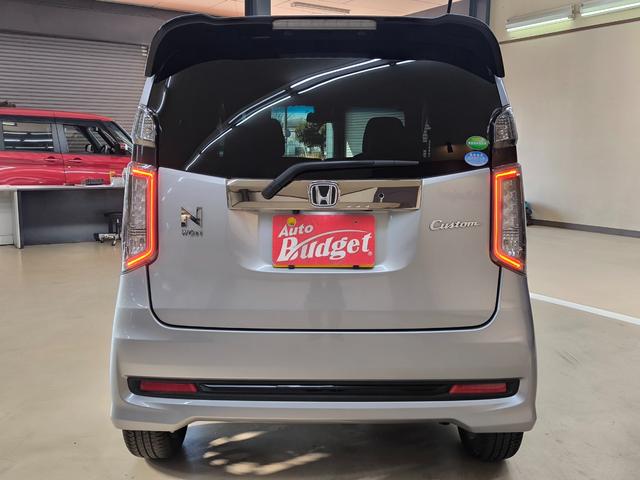 Ｎ－ＷＧＮカスタム Ｇ　ターボＳＳ２トーンカラースタイルパッケージＩＩ　禁煙　純正ナビ　ＴＶ　バックカメラ　衝突軽減ブレーキ　クルーズコントロール　シートヒーター　ドラレコ　スマートキー　プッシュスタート　取説整備手帳　スペアキー　純１５ＡＷ　ＥＴＣ　盗難防止システム（6枚目）