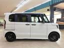 N-BOXカスタム Lターボ スタイル+ブラック ワンオーナー 禁煙車 車検整備付 走行3万K台 衝突軽減ブレーキ レーンアシスト 両側電動スライドドア 純正ナビ フルセグTV バックカメラ シートヒーター ハーフレザー 取説整備手帳 ETC 保証付 中古車画像_4