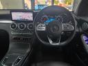 ＧＬＣ３００　４マチック　ＡＭＧライン　禁煙車　サンルーフ　レザーシート　エアサス　４ＷＤ　ヘッドアップディスプレー　衝突軽減ブレーキ　ブラインドスポットモニター　純正ナビ　　フルセグＴＶ　バックカメラ　全方位カメラ　ブルメスタスピーカー（21枚目）