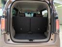 リアハッチを開けると広々とした荷室空間！！