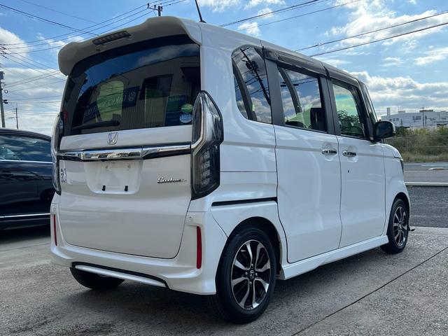 N-BOXカスタム G・Lホンダセンシング(5枚目)