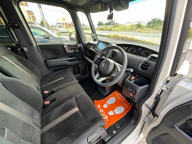 N-BOXカスタム G・Lホンダセンシング(8枚目)