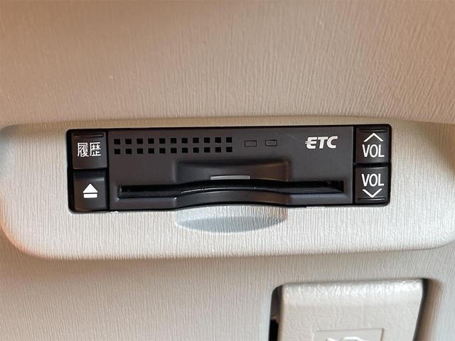プリウス Ｓ　ＥＴＣ　バックカメラ　ナビ　ＴＶ　アルミホイール　オートライト　ＣＶＴ　スマートキー　アイドリングストップ　電動格納ミラー　盗難防止システム　ＣＤ　ＤＶＤ再生　ミュージックプレイヤー接続可　半年保証（13枚目）