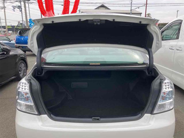 ＳＡＩ Ｓ　ＥＴＣ　オートクルーズコントロール　バックカメラ　ナビ　ＴＶ　アルミホイール　オートライト　ＨＩＤ　ＣＶＴ　スマートキー　電動格納ミラー　盗難防止システム　パワーシート　ＣＤ　ＤＶＤ再生　ＭＤ（19枚目）
