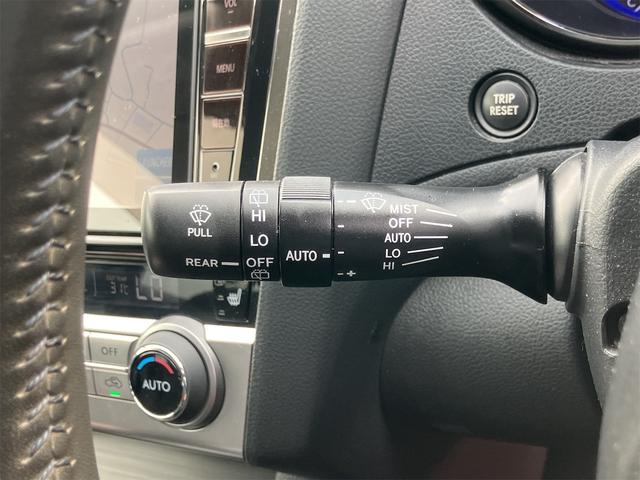 レガシィアウトバック リミテッド　４ＷＤ　ＥＴＣ　バックカメラ　オートクルーズコントロール　レーンアシスト　パワーシート　衝突被害軽減システム　ナビ　ＴＶ　オートライト　ＬＥＤヘッドランプ　電動リアゲート　アルミホイール　スマートキー（8枚目）