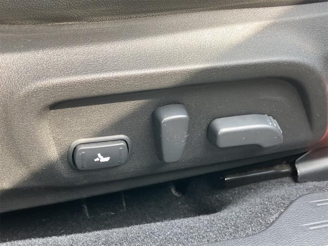 レガシィアウトバック リミテッド　４ＷＤ　ＥＴＣ　バックカメラ　オートクルーズコントロール　レーンアシスト　パワーシート　衝突被害軽減システム　ナビ　ＴＶ　オートライト　ＬＥＤヘッドランプ　電動リアゲート　アルミホイール　スマートキー（51枚目）