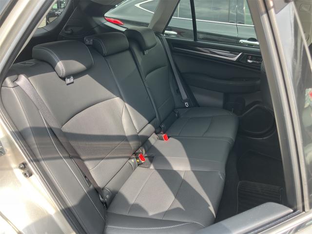 レガシィアウトバック リミテッド　４ＷＤ　ＥＴＣ　バックカメラ　オートクルーズコントロール　レーンアシスト　パワーシート　衝突被害軽減システム　ナビ　ＴＶ　オートライト　ＬＥＤヘッドランプ　電動リアゲート　アルミホイール　スマートキー（54枚目）