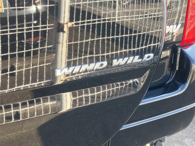 ジムニー ワイルドウインド 4WD ETC キーレスエントリー 電動格納ミラー シートヒーター MT ABS CD MD リフトアップ ルーフレール アルミホイール 衝突安全ボディ エアコン パワーウィンドウ(25枚目)