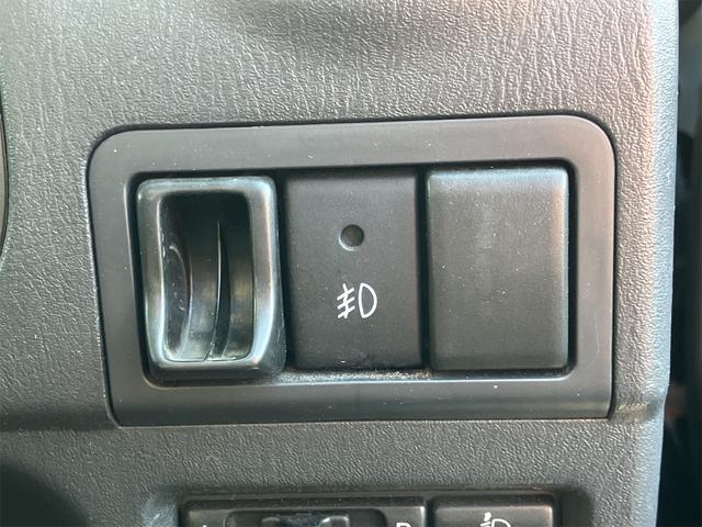 ジムニー ワイルドウインド 4WD ETC キーレスエントリー 電動格納ミラー シートヒーター MT ABS CD MD リフトアップ ルーフレール アルミホイール 衝突安全ボディ エアコン パワーウィンドウ(38枚目)