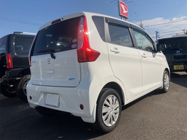 デイズ S ナビ TV キーレスエントリー アイドリングストップ 電動格納ミラー CVT ABS CD USB ミュージックプレイヤー接続可 衝突安全ボディ エアコン パワーステアリング パワーウィンドウ(15枚目)