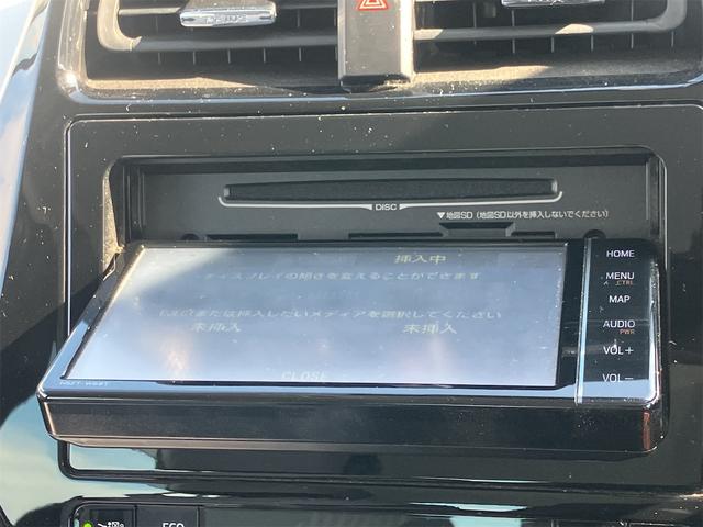 プリウス Ａ　クリアランスソナー　レーンアシスト　オートクルーズコントロール　パークアシスト　衝突被害軽減システム　バックカメラ　ナビ　ＴＶ　アルミホイール　オートマチックハイビーム　オートライト（6枚目）