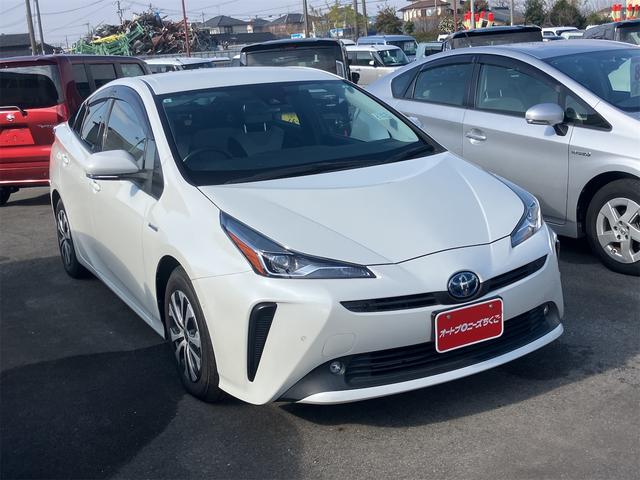 プリウス Ａ　クリアランスソナー　レーンアシスト　オートクルーズコントロール　パークアシスト　衝突被害軽減システム　バックカメラ　ナビ　ＴＶ　アルミホイール　オートマチックハイビーム　オートライト（14枚目）