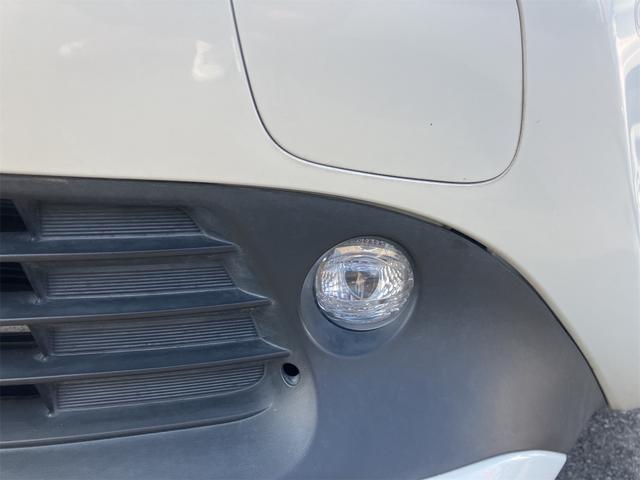 プリウス Ａ　クリアランスソナー　レーンアシスト　オートクルーズコントロール　パークアシスト　衝突被害軽減システム　バックカメラ　ナビ　ＴＶ　アルミホイール　オートマチックハイビーム　オートライト（32枚目）