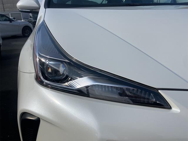 プリウス Ａ　クリアランスソナー　レーンアシスト　オートクルーズコントロール　パークアシスト　衝突被害軽減システム　バックカメラ　ナビ　ＴＶ　アルミホイール　オートマチックハイビーム　オートライト（33枚目）