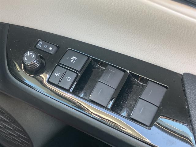 プリウス Ａ　クリアランスソナー　レーンアシスト　オートクルーズコントロール　パークアシスト　衝突被害軽減システム　バックカメラ　ナビ　ＴＶ　アルミホイール　オートマチックハイビーム　オートライト（46枚目）