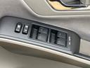 Ｓ　ＥＴＣ　オートクルーズコントロール　バックカメラ　ナビ　ＴＶ　アルミホイール　オートライト　ＨＩＤ　ＣＶＴ　スマートキー　電動格納ミラー　盗難防止システム　パワーシート　ＣＤ　ＤＶＤ再生　ＭＤ（11枚目）