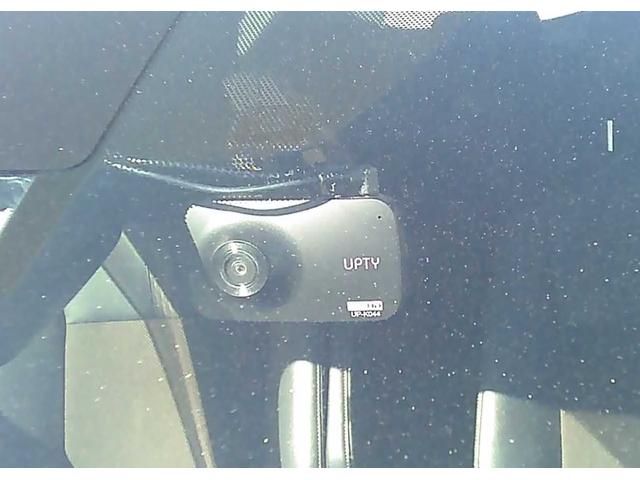 シエンタ ハイブリッドＧ　クエロ　社外ナビ　ワンセグＴＶ　Ｂｌｕｅｔｏｏｔｈ　ＥＴＣ　前後ドライブレコーダー　スマートキー　クルーズコントロール　両側電動スライドドア　オートリトラクトミラー　車両接近通報装置　電子制御ブレーキシステム（15枚目）