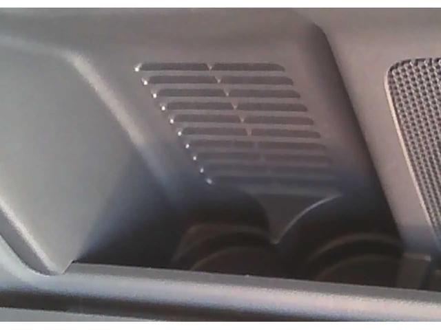 ノア X Lセレクション 社外ナビ DVD再生 CD再生 Bluetooth バックカメラ ETC オートエアコン 片側電動スライドドア スマートキー 電動格納ミラー 3列シート UVカットプライバシーガラス(32枚目)