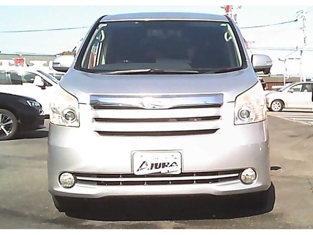 ノア X Lセレクション 社外ナビ DVD再生 CD再生 Bluetooth バックカメラ ETC オートエアコン 片側電動スライドドア スマートキー 電動格納ミラー 3列シート UVカットプライバシーガラス(41枚目)