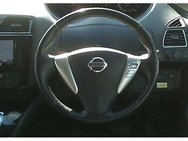 セレナ ハイウェイスター S-ハイブリッド 社外ナビ ワンセグTV Bluetooth DVD再生 ETC バックカメラ 片側電動スライドドア アイドリングストップ 後席モニター クルーズコントロール 車線逸脱警報 踏み間違いアシスト(8枚目)