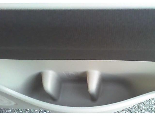 アルトラパンLC ハイブリッドX SUZUKIセーフティサポート アイドリングストップ 横滑り防止装置 障害物センサー レーンアシスト 衝突回避支援 運転席+助手席シートヒーター ナノイーX搭載フルオートエアコン スマートキー(7枚目)