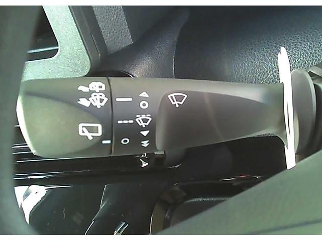 タント カスタムX スマートキー 両側電動スライドドア 横滑り防止装置 障害物センサー 衝突回避支援 アイドリングストップ オートエアコン バックカメラ 運転席+助手席シートヒーター UVカットガラス USBポート(22枚目)