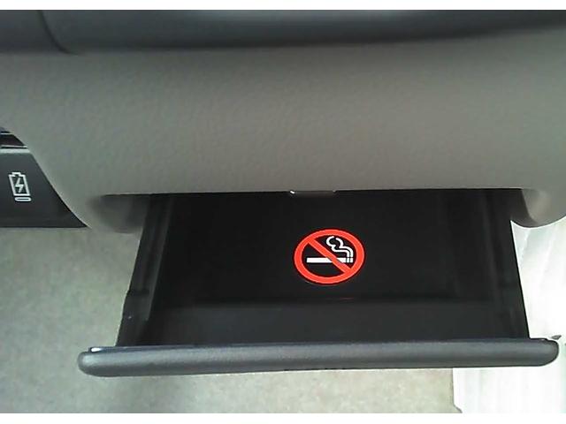 エブリイ Ｊリミテッド　スマートキー　運転席シートヒーター　両側電動スライドドア　電動格納ミラー　障害物センサー　衝突回避支援　アイドリングストップ　横滑り防止装置　盗難防止装置　ＡＢＳ　オートエアコン（7枚目）