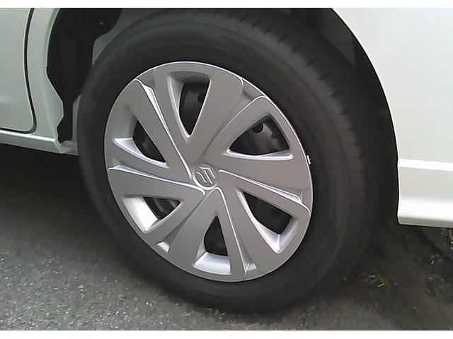 ソリオ ハイブリッドＭＧ　ＳＵＺＵＫＩセーフティサポート　クルーズコントロール　片側電動スライドドア　車線逸脱警報　標識認識機能　誤発進抑制機能　　スマートキー　電動格納ミラー　アイドリングストップ（6枚目）