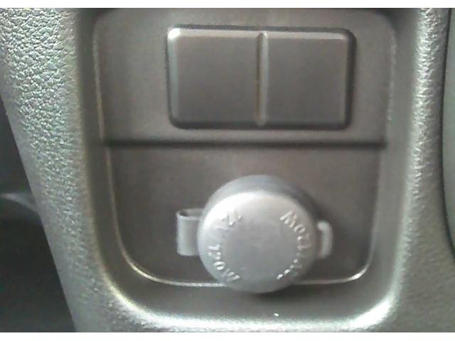 ソリオ ハイブリッドＭＧ　ＳＵＺＵＫＩセーフティサポート　クルーズコントロール　片側電動スライドドア　車線逸脱警報　標識認識機能　誤発進抑制機能　　スマートキー　電動格納ミラー　アイドリングストップ（25枚目）