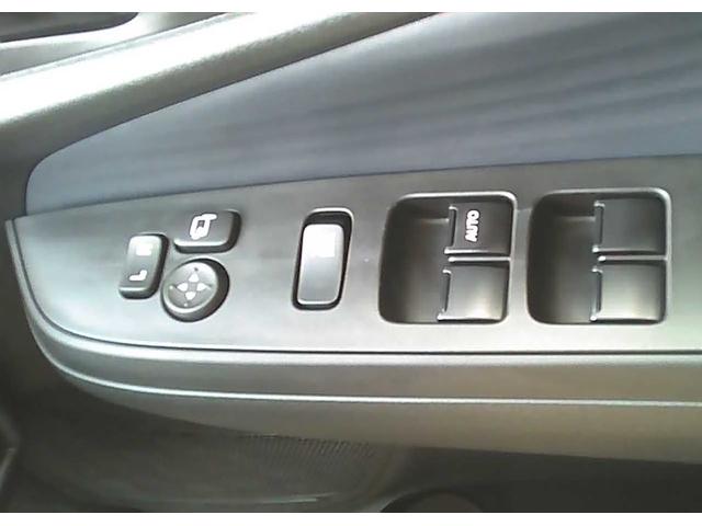 ソリオ ハイブリッドＭＧ　ＳＵＺＵＫＩセーフティサポート　クルーズコントロール　片側電動スライドドア　車線逸脱警報　標識認識機能　誤発進抑制機能　　スマートキー　電動格納ミラー　アイドリングストップ（27枚目）